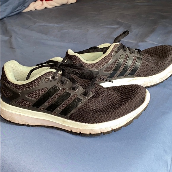 Cloud foam Adidas sneakers - Picture 2 of 4